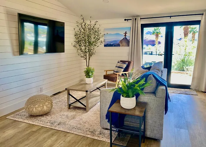 Castle Rock 95, Private Boat Launch And River Front Park, Perfect Family Get-away! Dom wakacyjny